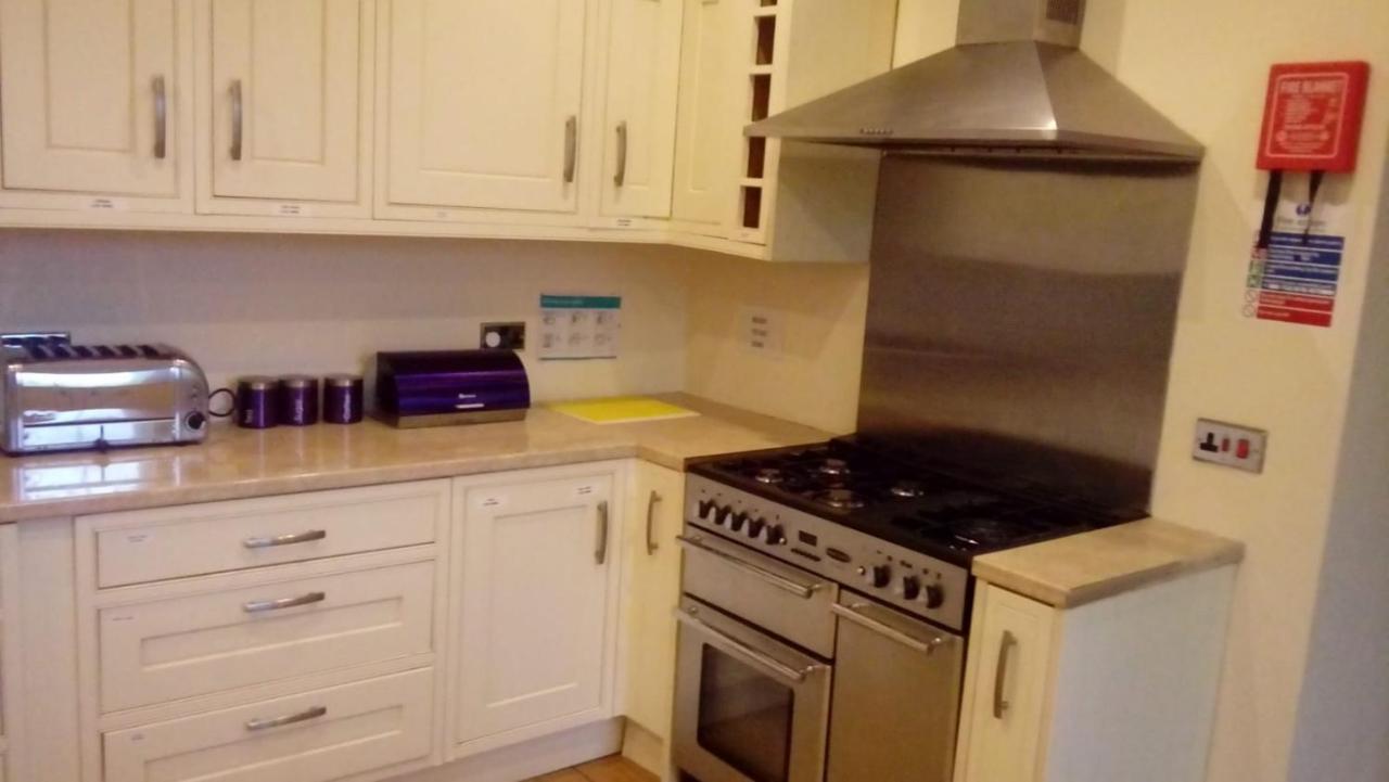 Upholland Carer 4 You Residential Home المظهر الخارجي الصورة